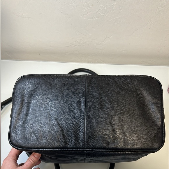 Cole Hann black soft pebbled leather tote bag - Picture 11 of 15